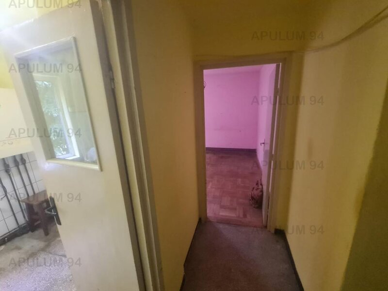 Apartament cu 2 camere de vanzare in Campina