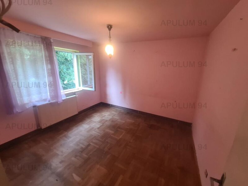 Apartament cu 2 camere de vanzare in Campina